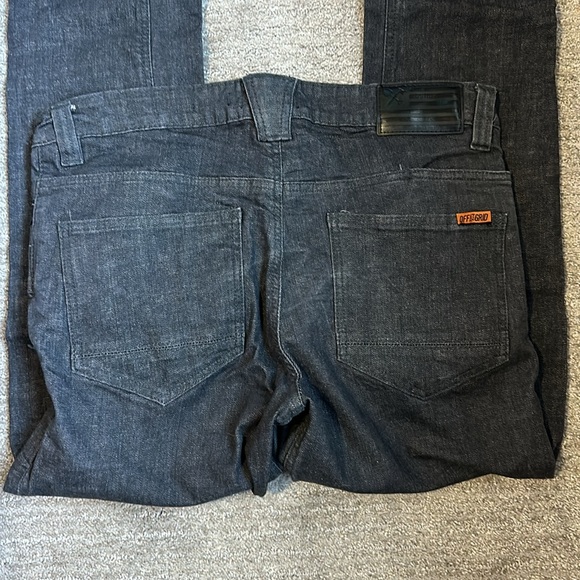 Men’s black tapered off grid jeans - Picture 5 of 5